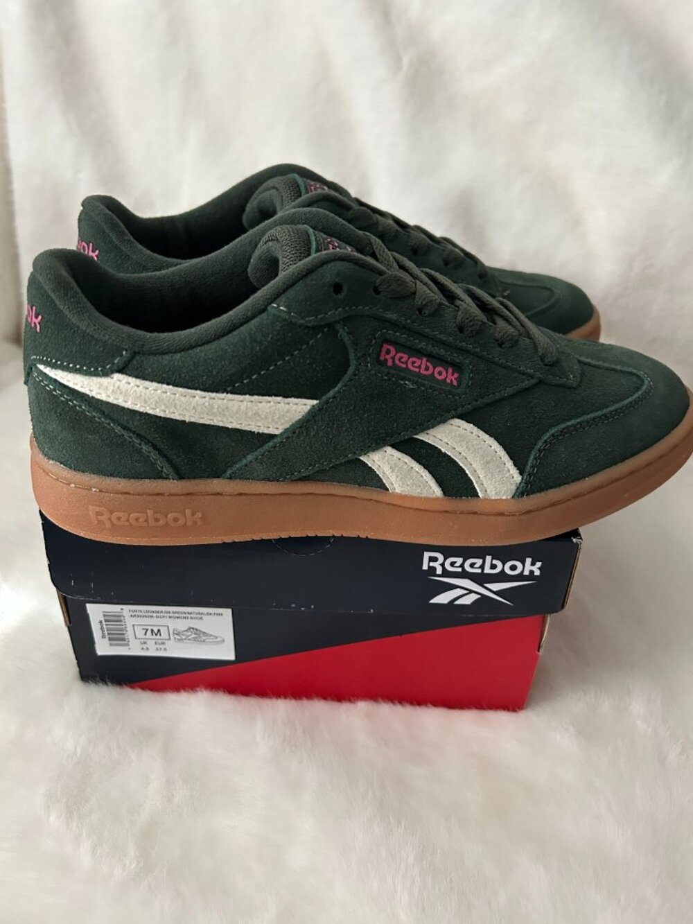 Reebok Forte Lounger in Dk Green Suede w/Creme Trim  NWB - Picture 6 of 7